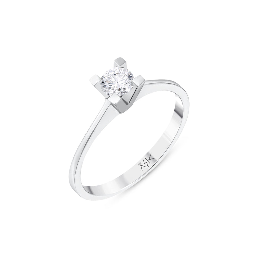 0,30 Karat Pırlantalı Tektaş Yüzük