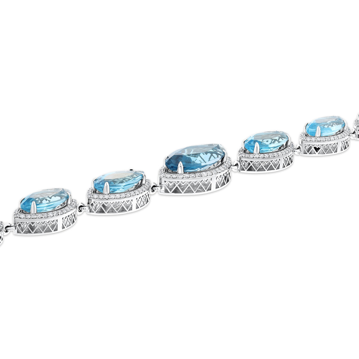 39,69 Karat Pırlanta Mavi Topaz Lüks Bileklik | Aşk Pırlanta