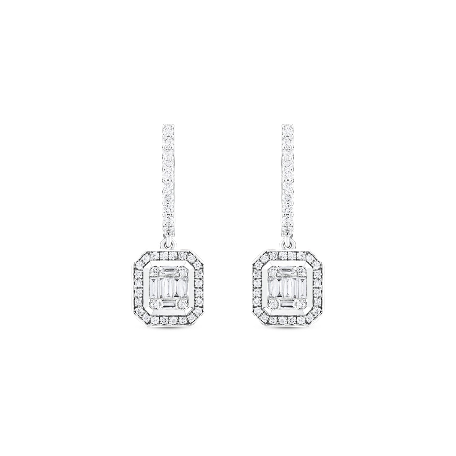 0.75 Karat Pırlantalı Baget Küpe