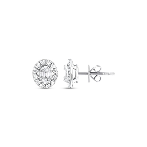 0.19 Karat Pırlantalı Baget Küpe
