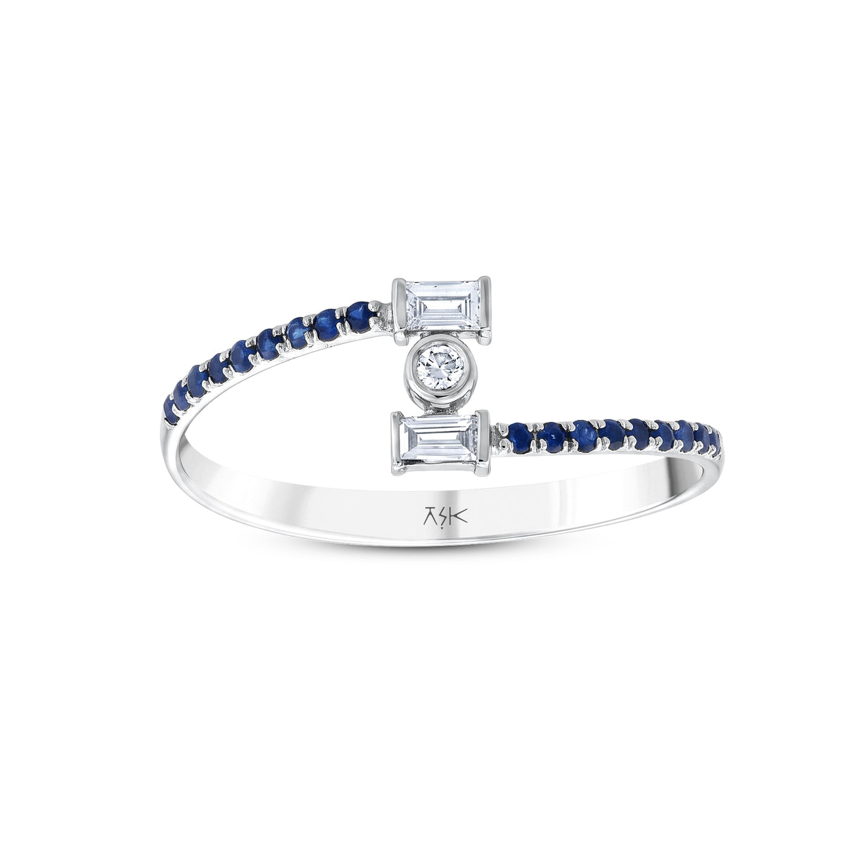 0,21 Karat Pırlantalı Safir Yüzük