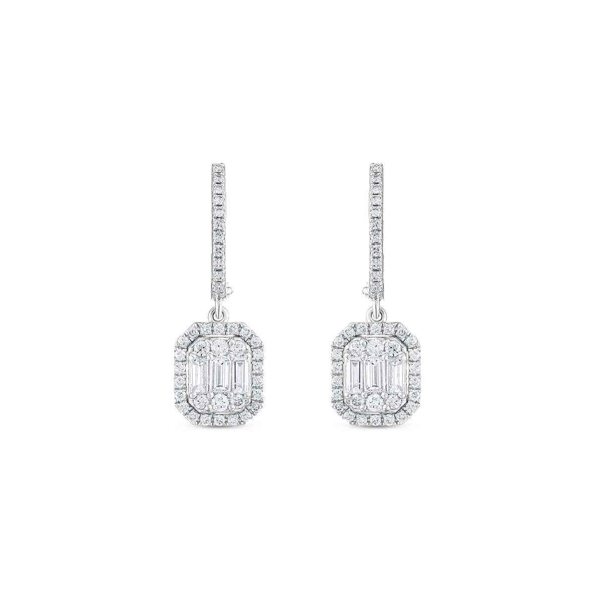 0.74 Karat Pırlantalı Baget Küpe