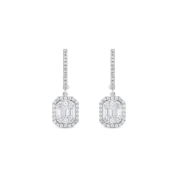 0.74 Karat Pırlantalı Baget Küpe