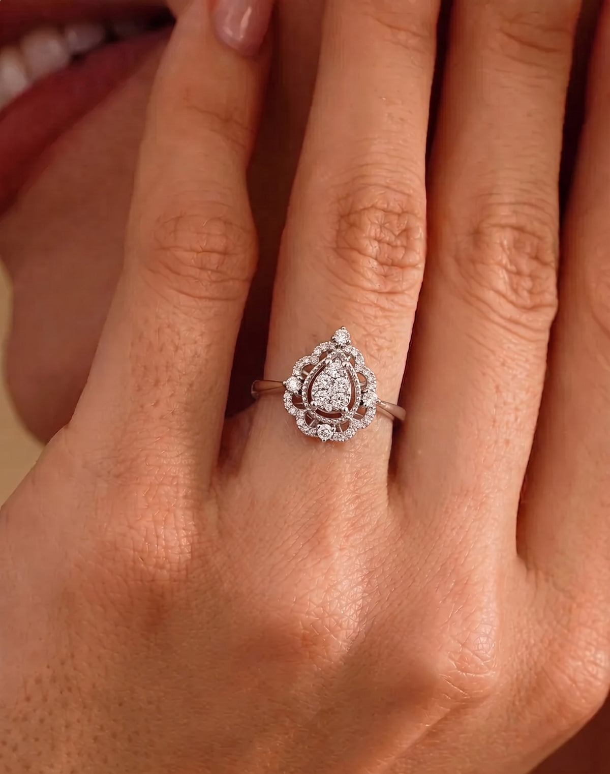 0,41 Karat Pırlantalı Vintage Damla Yüzük