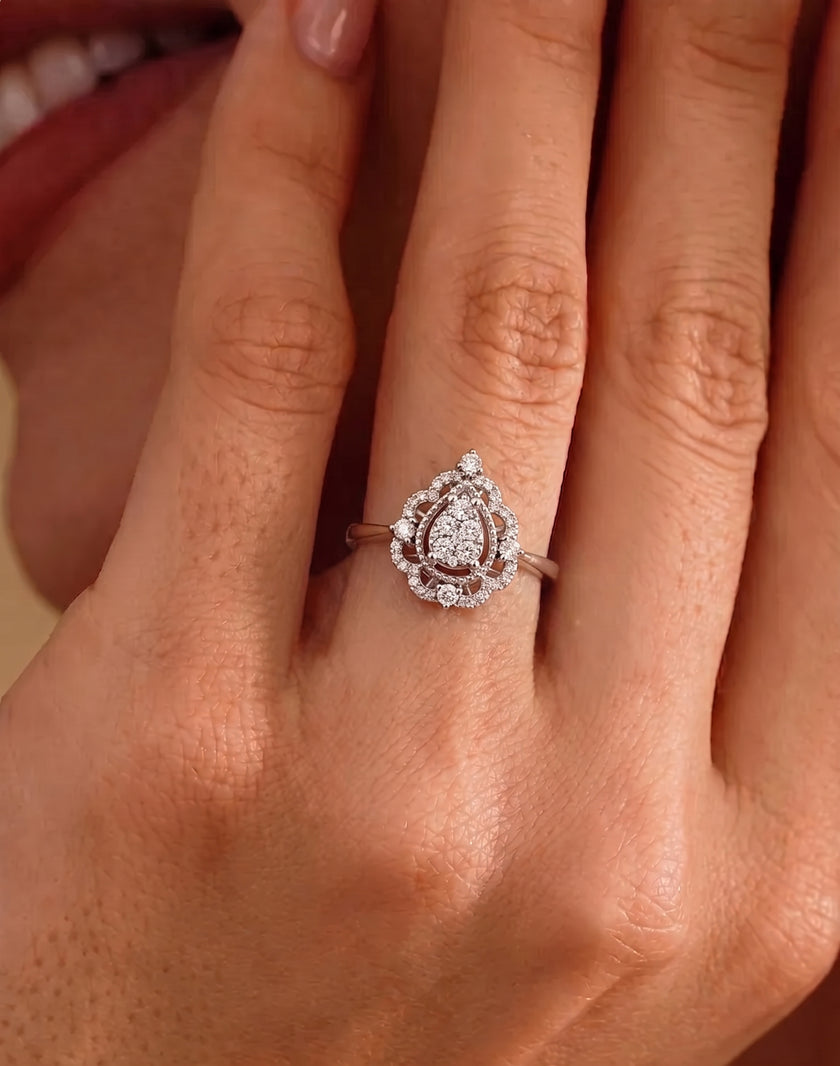 0,41 Karat Pırlantalı Vintage Damla Yüzük