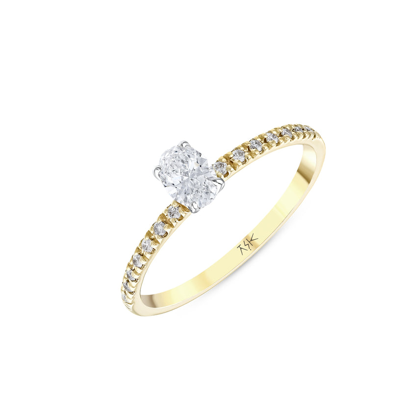 0,40 Karat Pırlanta Oval Tektaş Yüzük